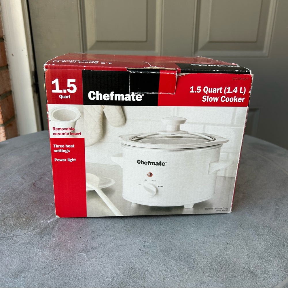 Chefmate 1.5 Quart White Slow Cooker